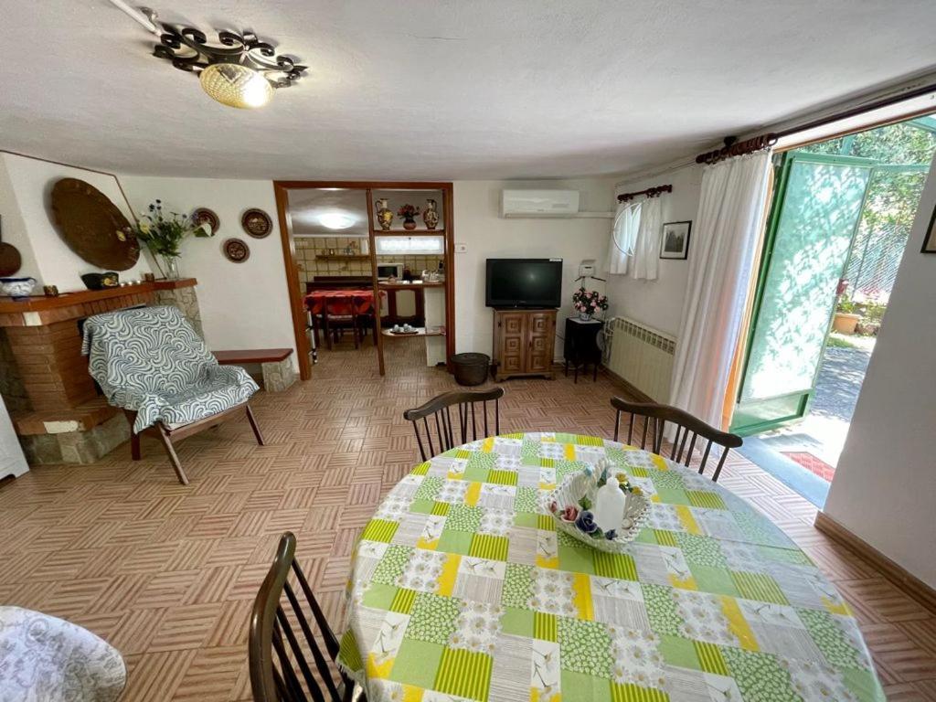 Rosy Apartment - Levanto, 5 Terre Esterno foto